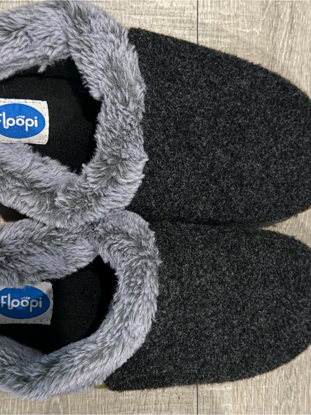 Floopi Women’s Slippers XL 11-12